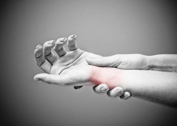 z13251229Q,Zlamanie-Collesa--czyli-zlamanie-dalszej-nasady-ko